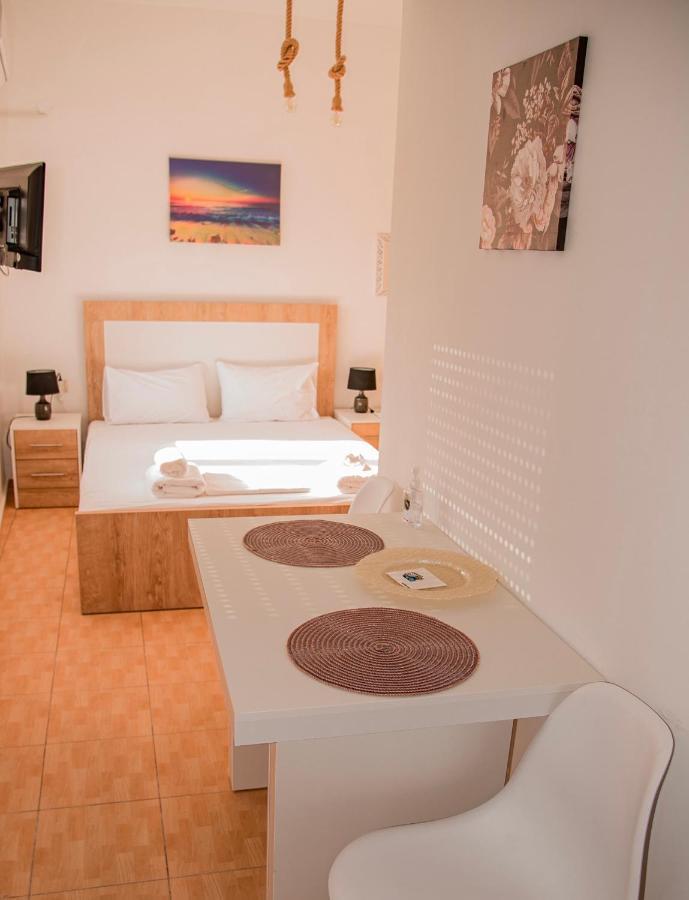 Athina Secret Apartments Adults Only 이라클리온 외부 사진
